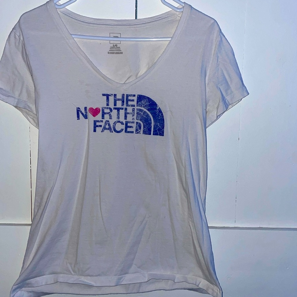 northface t-shirt